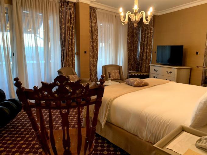 Hotel El Djazair El Mouradia Exteriör bild